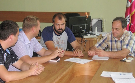 Свежие новости: Невдовзі пенсіонери отримають перші «Картки вознесенця»