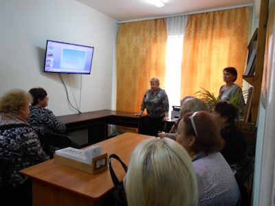 Свежие новости: Южноукраїнськ. Пройшло заняття факультету «Літературне та художньо – прикладне мистецтво»