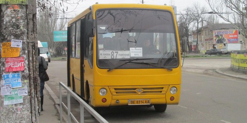 Свежие новости: Жители Николаева недовольны состоянием маршрутного такси