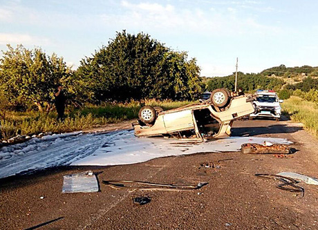 Свежие новости: На Николаевщине на трассе перевернулся автомобиль с подростками – один погиб, четверо госпитализированы