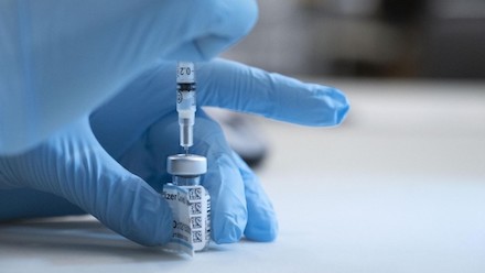 Свежие новости: На Николаевщине вакцинировали от COVID 1139 человек