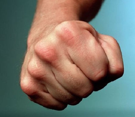 Фото новости: В Николаеве в собственной квартире обнаружили всю в крови 85-летнюю одинокую пенсионерку – в квартире все перевернуто Свежие новости: В Николаеве в собственной квартире обнаружили всю в крови 85-летнюю одинокую пенсионерку – в квартире все перевернуто