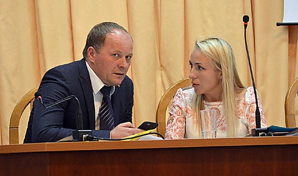 Свежие новости: Москаленко заявила, что «не держится за кресло» главы облсовета, но при этом не уйдет добровольно в отставку