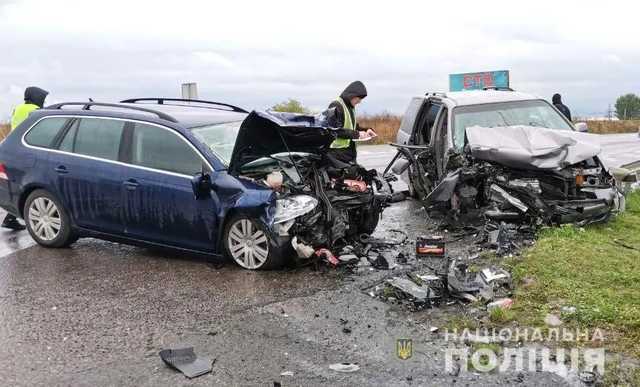 Свежие новости: На Ровенщине в ДТП погибла беременная, которая ехала в роддом