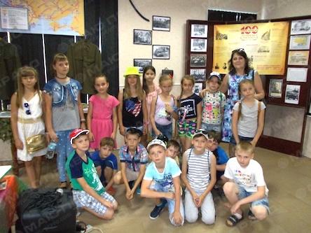 Свежие новости: 22 червня у виставковій залі Южноукраїнського міського історичного музею відбувся захід «Пройшла війна стежками долі»