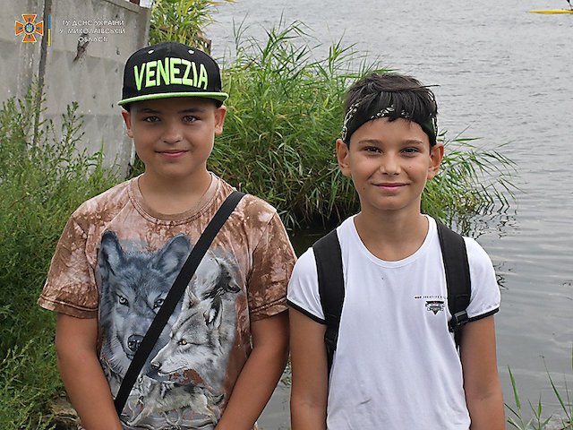 Свежие новости: В Николаеве трое подростков спасли женщину, которая едва не утонула в Ингуле из-за судороги