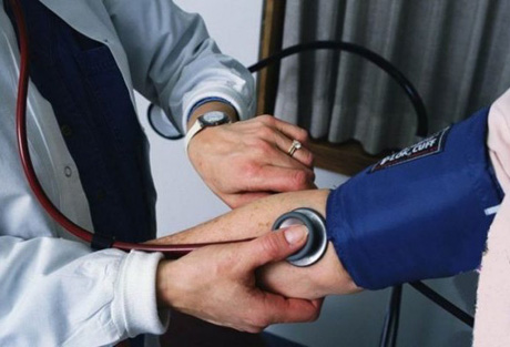 Свежие новости: Порошенко предлагает Зеленскому завтра пройти медэкспертизу на 