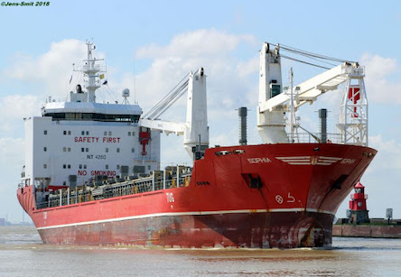 Свежие новости: В Николаев следует судно, экипаж которого болен коронавирусом