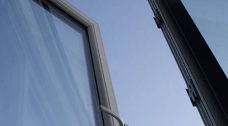 Свежие новости: Кровавый кошмар: после убийства матери сын выпрыгнул из окна