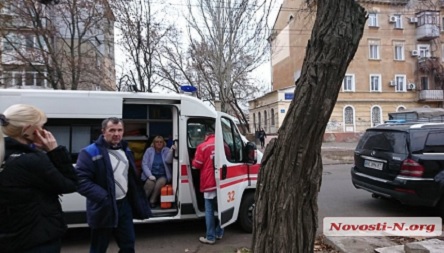 Свежие новости: ФОТО: В центре Николаева средь бела дня жестоко избили мужчину, чтобы не возвращать долг