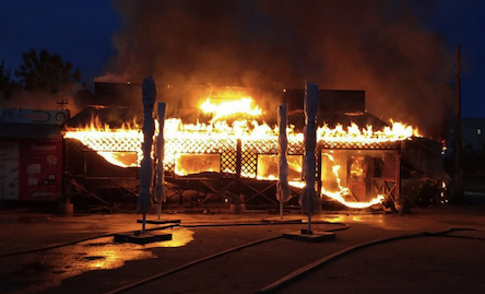 Свежие новости: В Вознесенске утром горело кафе