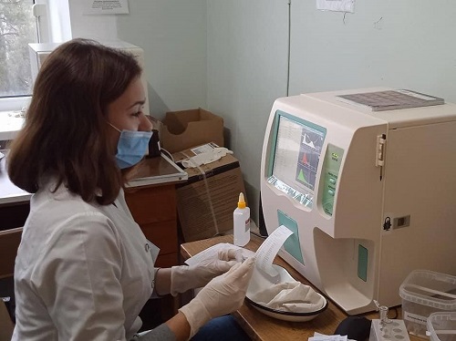 Свежие новости: В горбольницу Вознесенска ОТГ приобрела автоматический гематологический анализатор