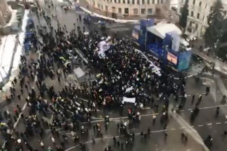 Свежие новости: Блогер показав, скільки реально людей прийшло на мітинг Тимошенко в Києві – відео