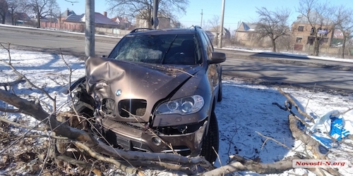 Свежие новости: В Николаеве BMW столкнулся с «зеленым» автобусом