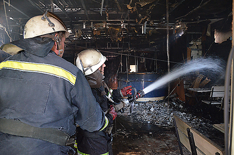 Свежие новости: В Николаеве сгорел банкетный зал кафе