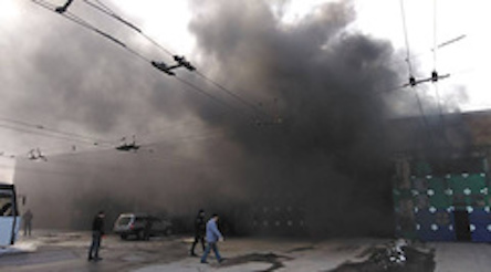 Свежие новости: В Николаеве во время пожара в депо сгорел троллейбус, пострадала женщина