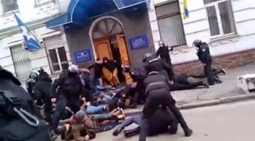 Свежие новости: В Киеве участников акции «Кто заказал Катю Гандзюк?» жестоко избили спецназовцы Авакова