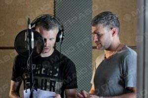 Свежие новости: Арсен Мирзоян и боец ВСУ записали трогательную песню о войне (Видео)