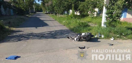 Свежие новости: Смертельное ДТП под Одессой: погиб 13-летний мопедист, а 7-летний пассажир попал в реанимацию
