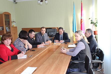 Свежие новости: Сучасному торгово-офісному центру в мікрорайоні «Північний» бути?