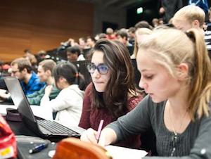 Свежие новости: В Украине могут изменить закон об образовании: обучение в вузах на русском