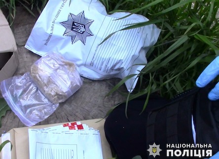 Свежие новости: Мешканець Очакова розповсюджував психотропи у Миколаївському районі