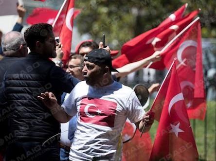 Свежие новости: ВИДЕО: Охранники Эрдогана избили протестующих