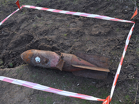 Свежие новости: Николаевские спасатели продемонстрировали уничтожение авиабомбы