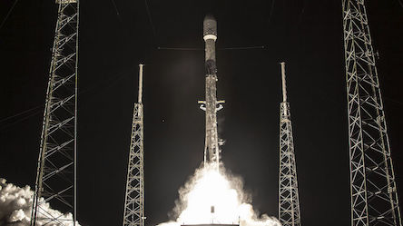 Свежие новости: В SpaceX назвали новую дату запуска 60 спутников Starlink на орбиту Земли