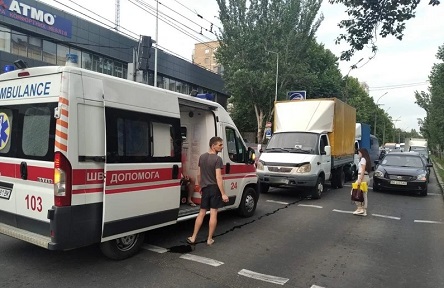 Свежие новости: В центре Николаева произошло тройное ДТП: пострадала пассажирка
