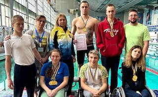 Свежие новости: Миколаївські параплавці вибороли 17 медалей на Кубку України з плавання