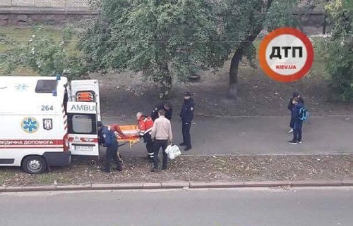 Свежие новости: В Киеве из окна выпала девушка
