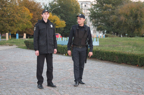 Свежие новости: Они вернулись: в Южноукраинске появился пеший патруль полиции