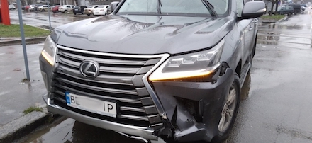 Свежие новости: В Николаеве авто врезался в «Лексус»