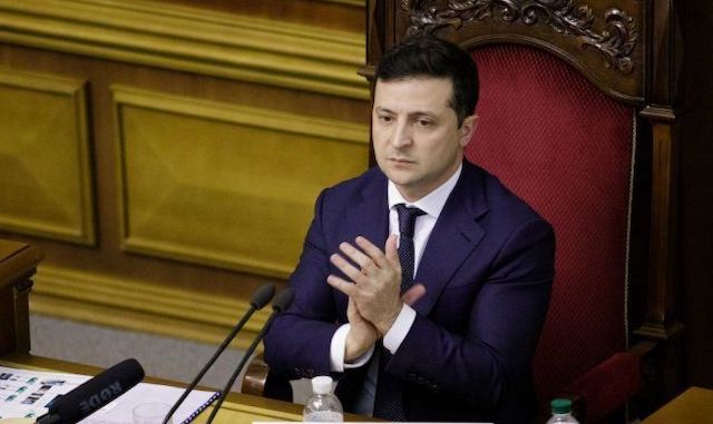 Свежие новости: Зеленский провел массовые увольнения в руководстве СБУ