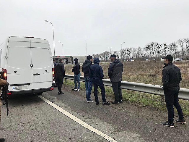 Свежие новости: На Харьковщине задержали автобусы с «титушками»