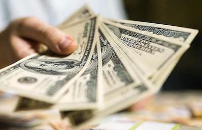 Свежие новости: Курс доллара в Украине резко упал