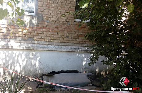 Свежие новости: В Корабельном районе Николаева после ливня у многоэтажного дома начал рушиться фундамент