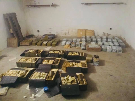 Фото новости: Армейский кладовщик припас к пенсии в своем гараже целый арсенал Свежие новости: Армейский кладовщик припас к пенсии в своем гараже целый арсенал