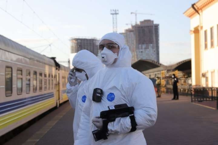 Свежие новости: Украина отправит в Италию гумпомощь и вертолет-реанимацию