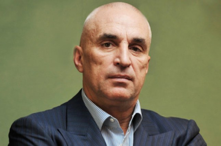 Свежие новости: Харьковский бизнесмен Ярославский везет еще 100 тысяч ПЦР-тестов и 50 ИВЛ на 2 миллиона долларов