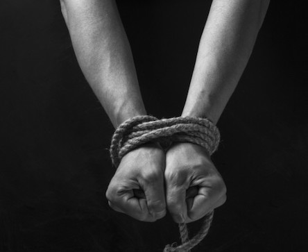 Свежие новости: Во Львове бандиты в сговоре с полицейскими похищали людей