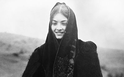 Свежие новости: Известную актрису нашли мертвой в своей квартире