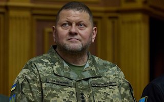 Свежие новости: Залужний попередив українців про фейкові розсилки від його імені