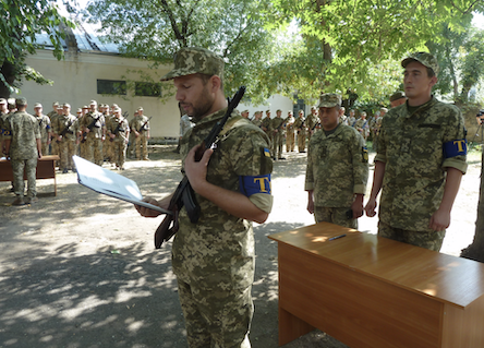 Свежие новости: На Николаевщине 550 военных бригад приняли присягу на верность Украине