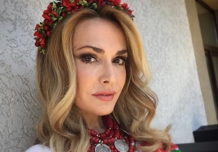 Свежие новости: Ольга Сумська у Вознесенську - у головній ролі на сцені Будинку культури