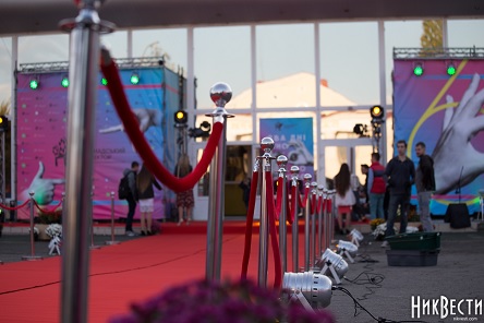 Свежие новости: В Николаеве стартовал шестой международный фестиваль короткометражного кино «Громадський проектор»