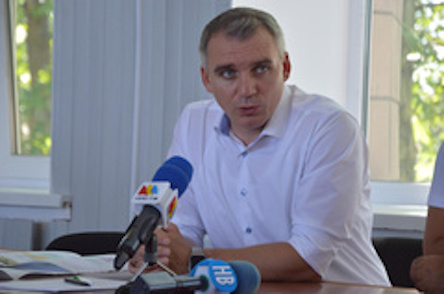 Свежие новости: Мэр Николаева недоволен тем, как главы районов и ДЖКХ убрали улицы после непогоды: Организуйте работу в выходные, чтобы не сидеть в завалах