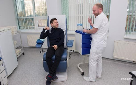 Свежие новости: У Зеленского отказались от повторных анализов