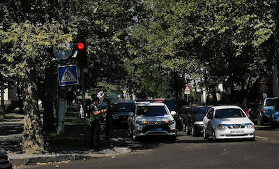 Свежие новости: В Николаеве на мосту образовалась пробка